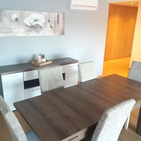Contemporary In With Shared Pool